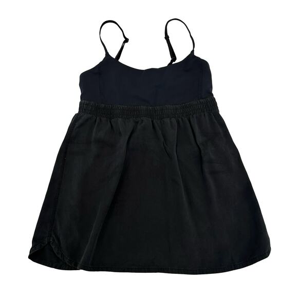 lululemon athletica Tops - Lululemon Bliss Tank Top Black Womens Size 6 Spaghetti Strap Built In Shelf Bra